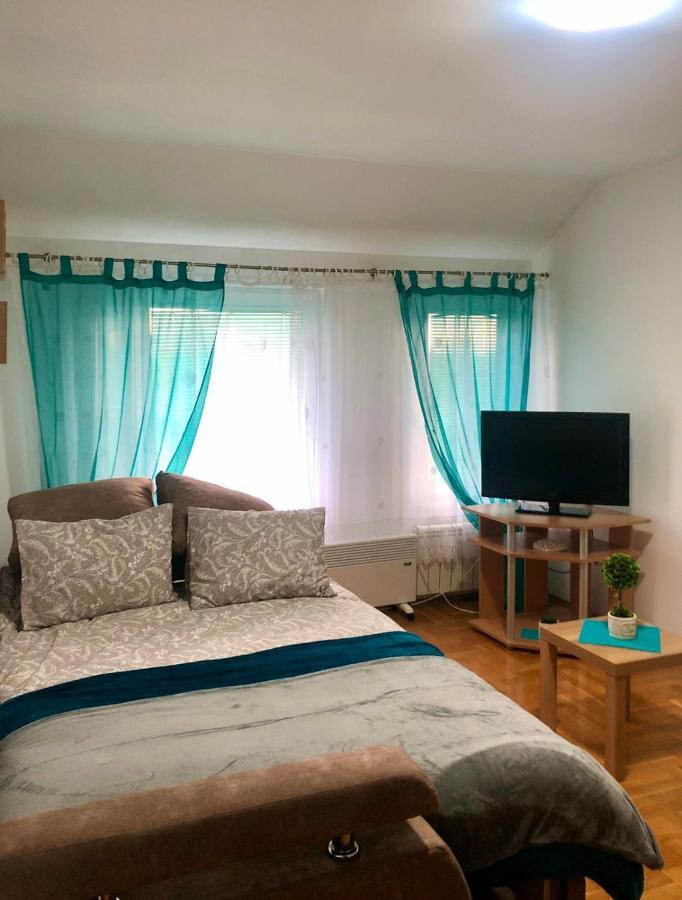 Bellavista Apartmani Stara Pazova Exterior foto