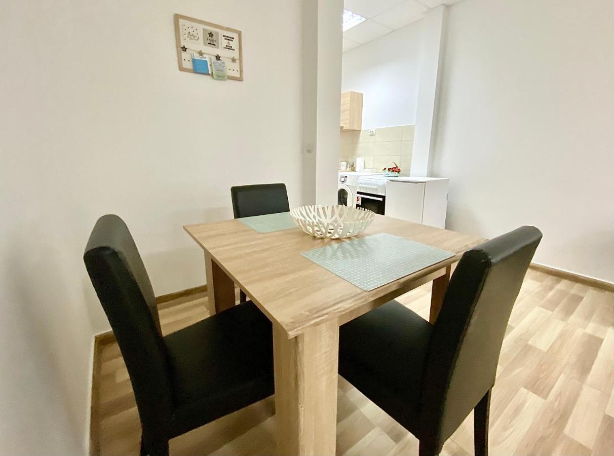 Bellavista Apartmani Stara Pazova Exterior foto